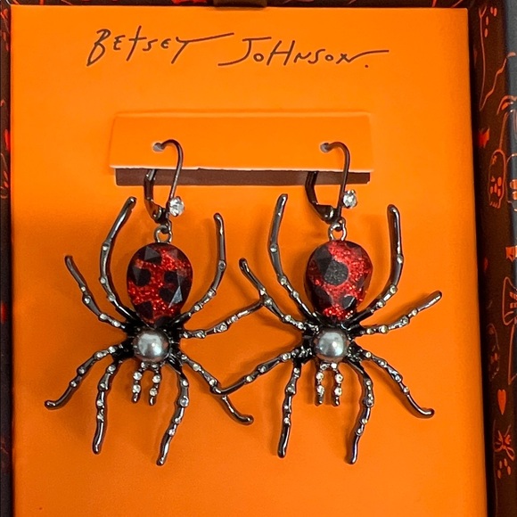 Betsey Johnson | Spider 🕷️ Earrings - Picture 3 of 8